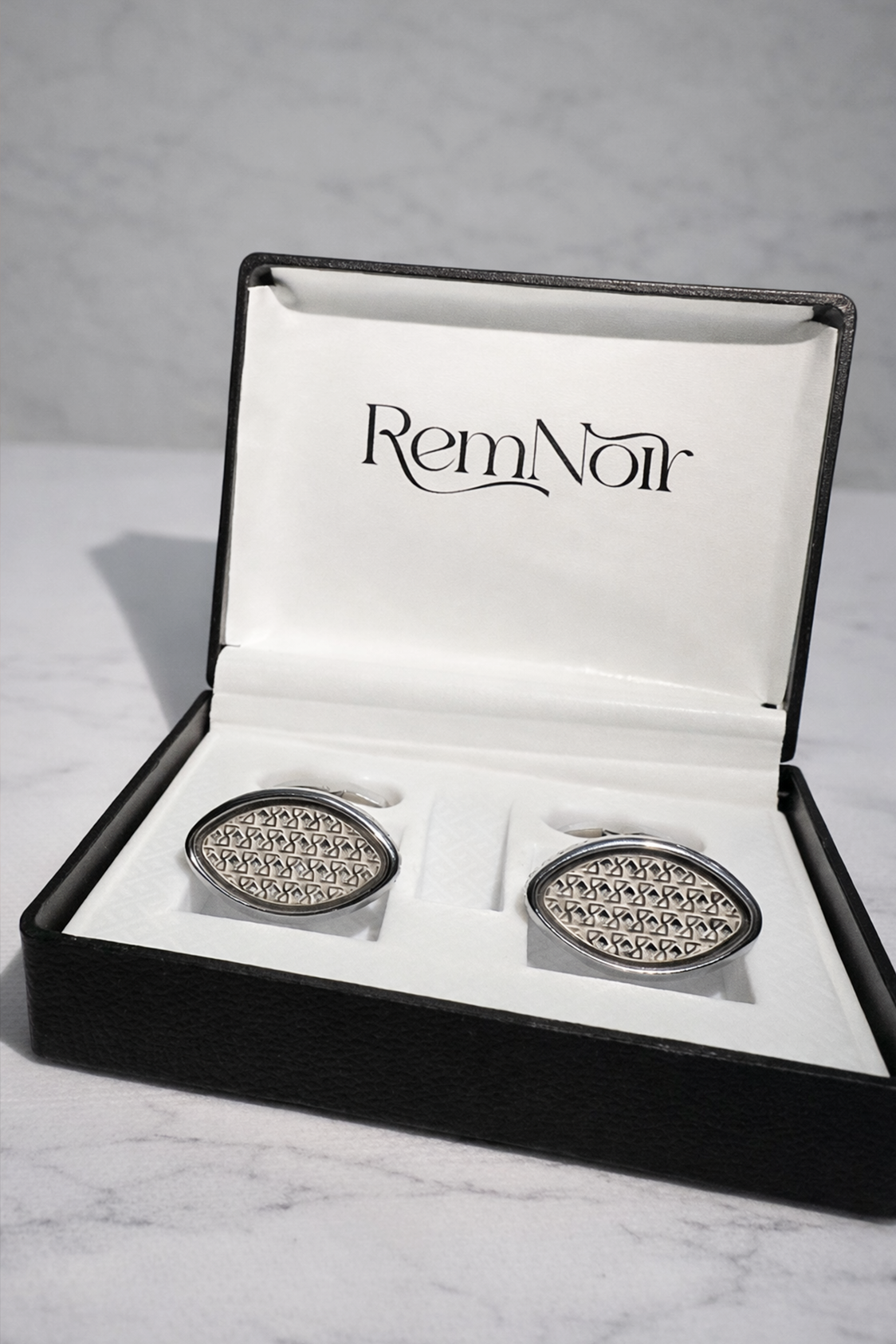 NOIR ATLAS CUFFLINKS - Image 4