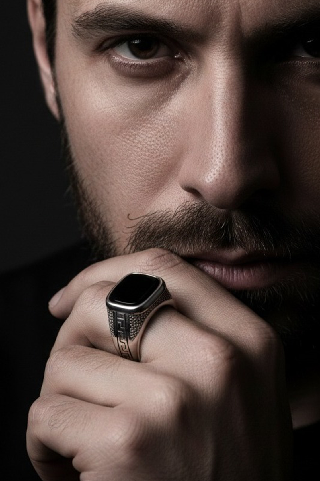 The Imperial Onyx Signet Ring - Image 2