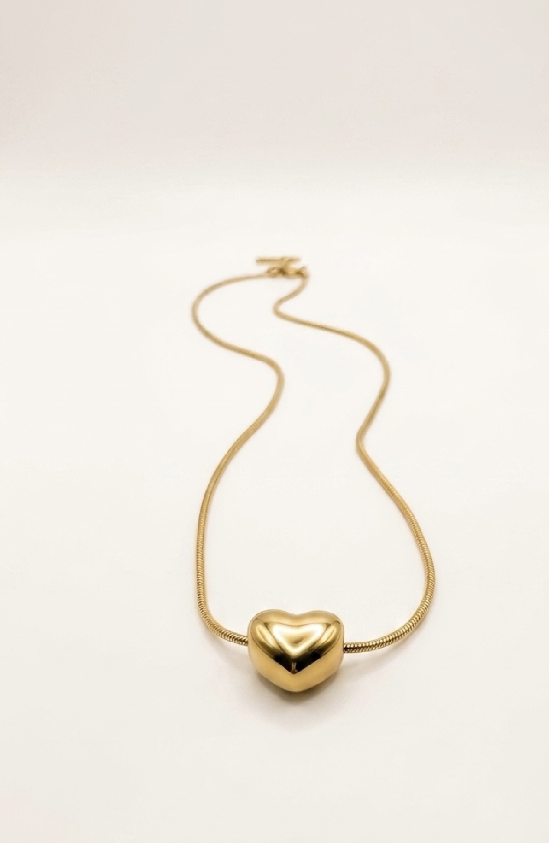 QUILTED NOIR HEART NECKLAC - Image 4