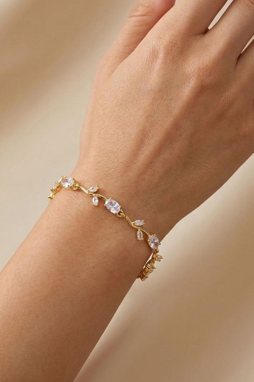 Crystal Vine Tulip Bracelet. - Image 2