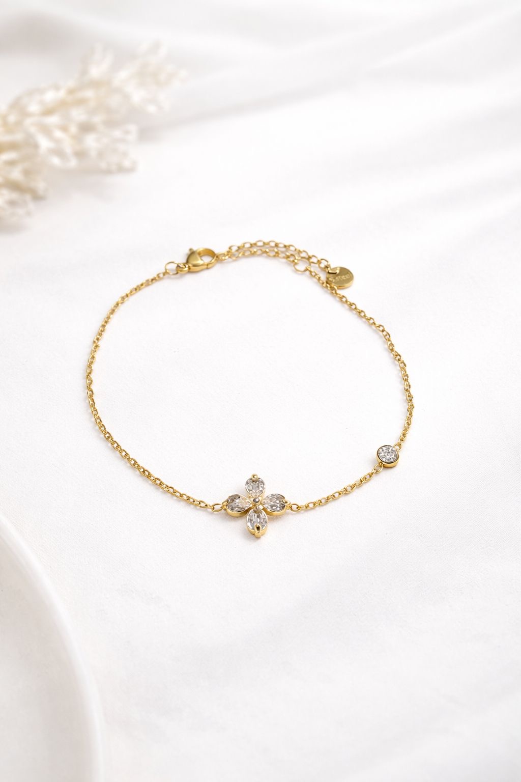 Crystal Flower Braclet