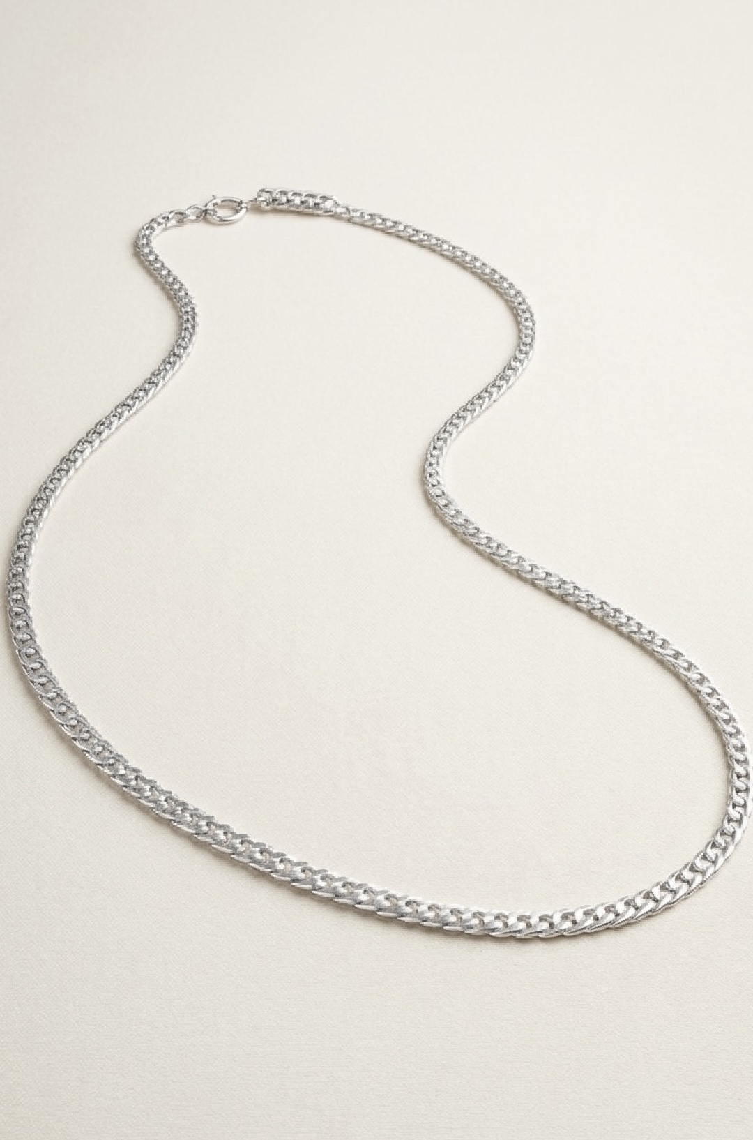ROYAL EDGE SILVER CHAIN