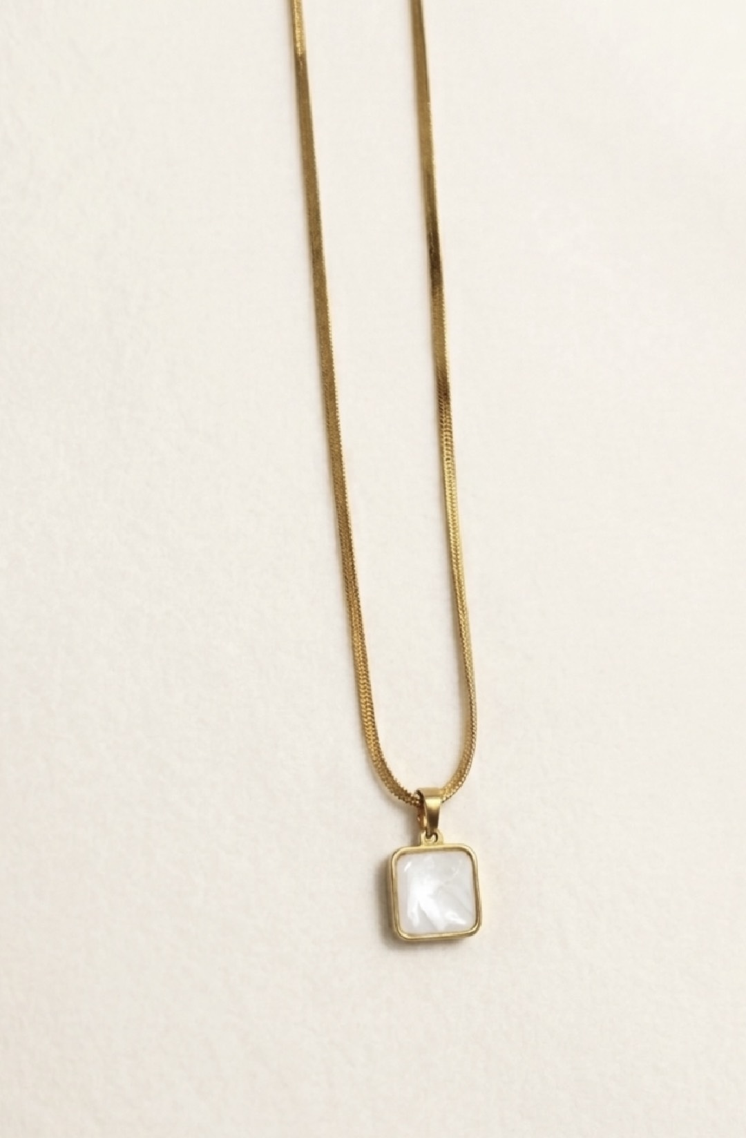 Gold Tone Necklace