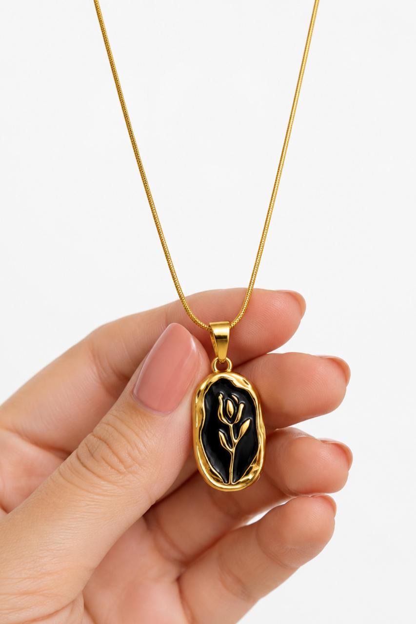 The Midnight Tulip Medallion - Image 3