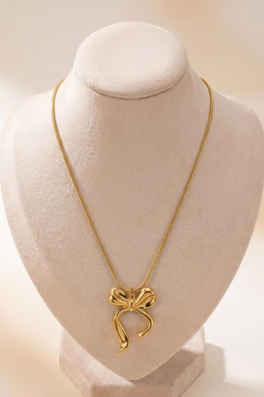 The Gilded Ribbon Necklace - Image 4