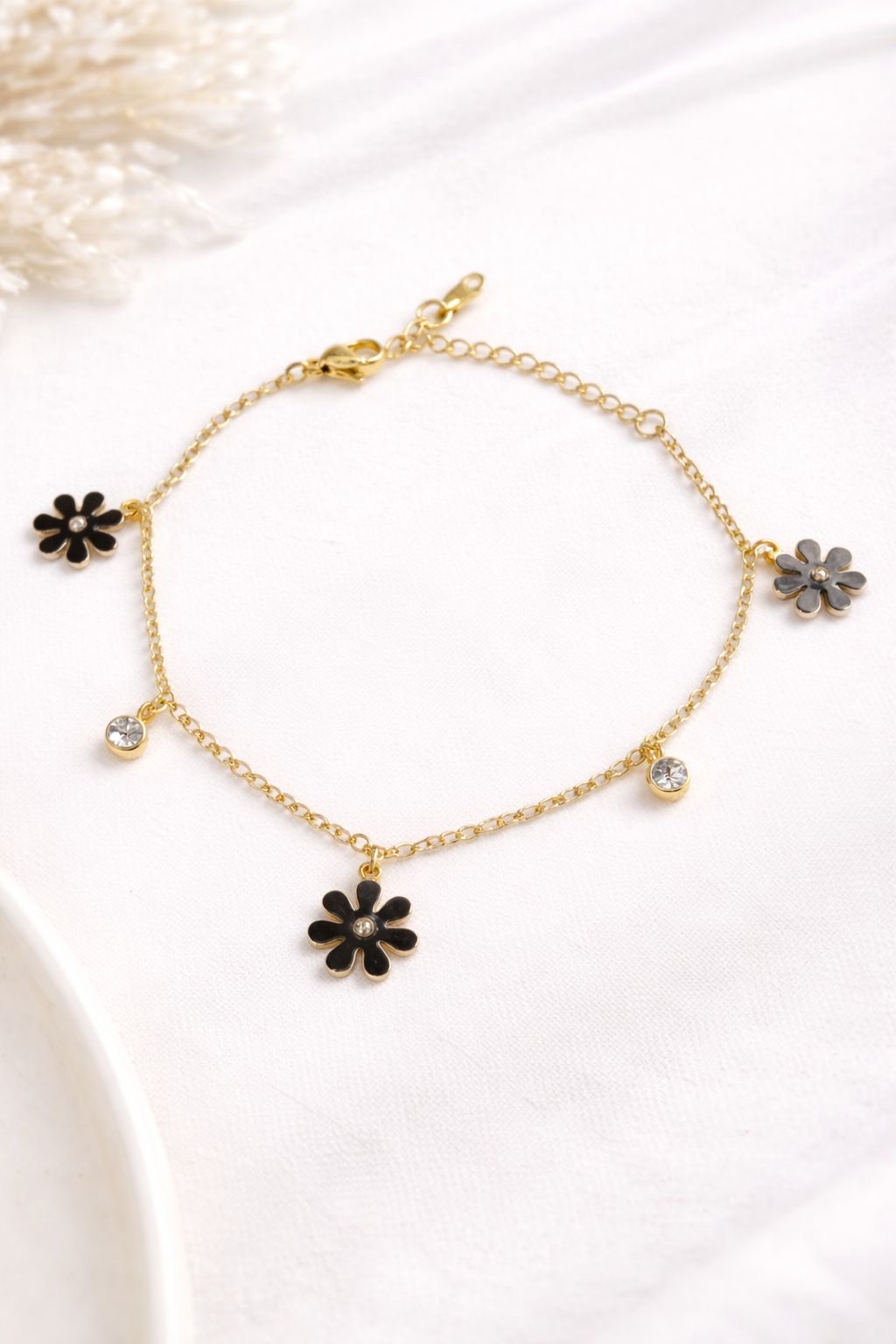 Noir Petal  Bracelet