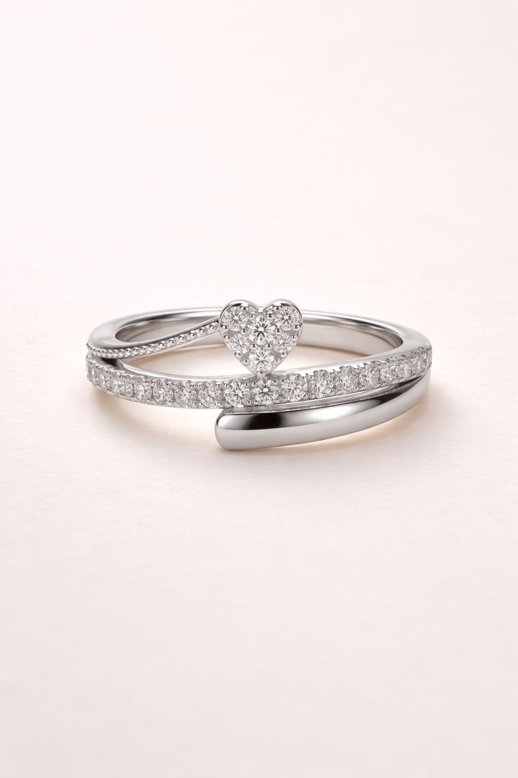 CRYSTAL LOVE RING